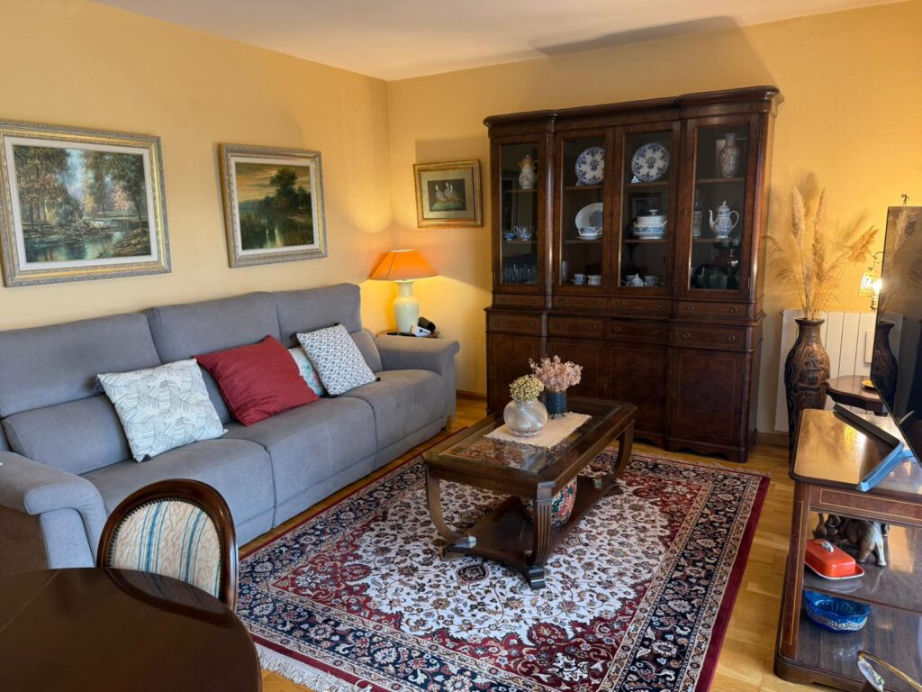 WhatsApp Image 2025-10-29 at 16.07.39